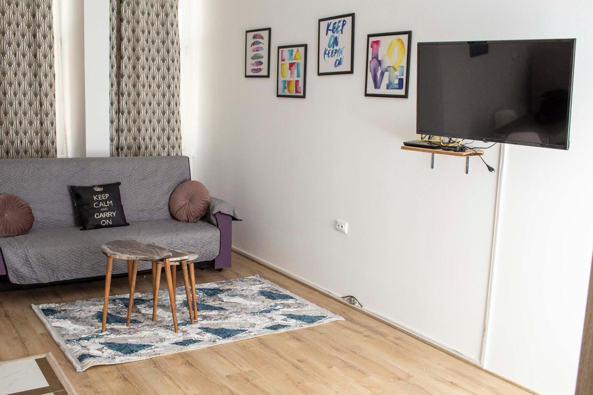 Central Kronstadt Apartments 브라쇼브 외부 사진