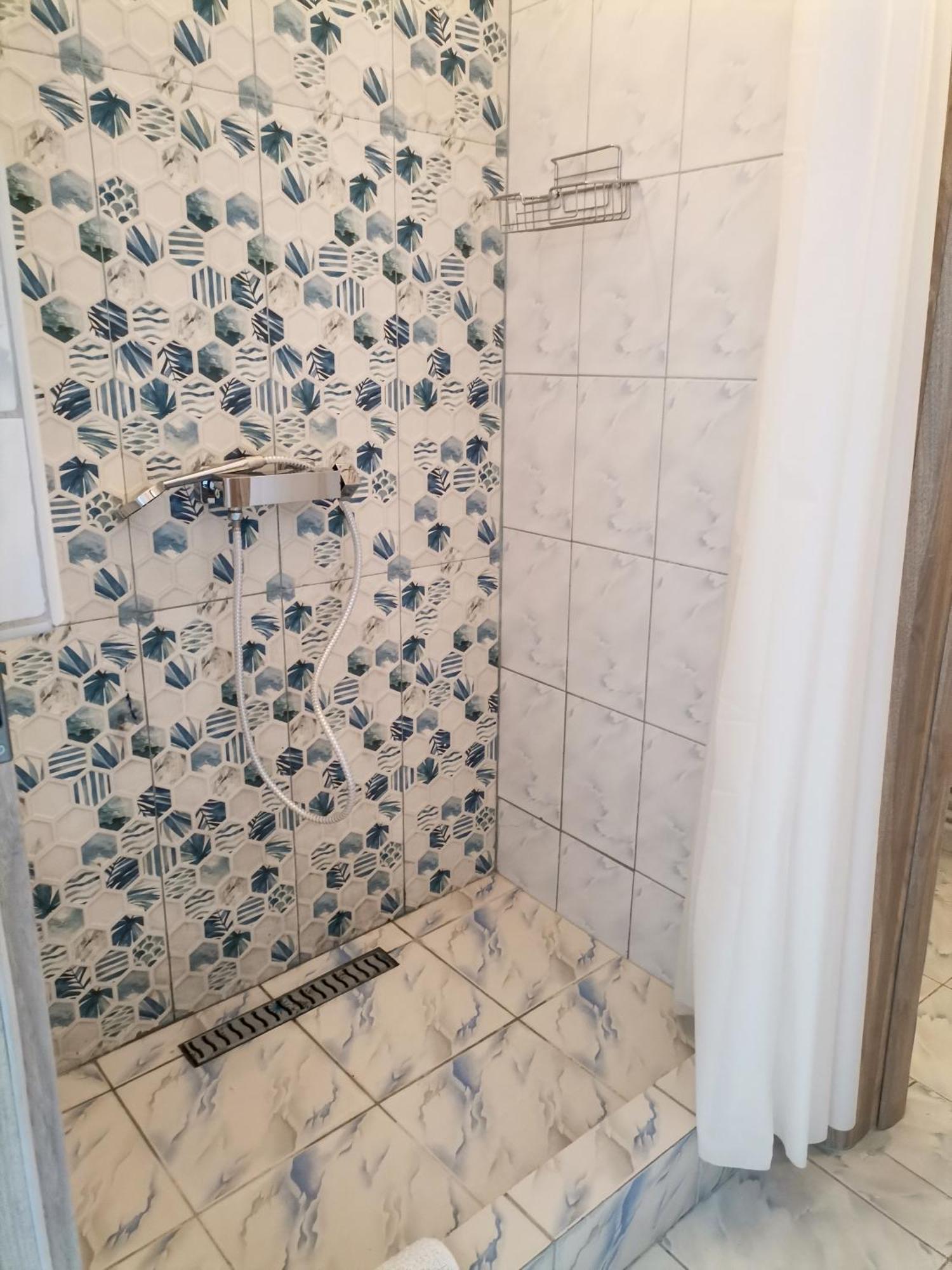 Central Kronstadt Apartments 브라쇼브 외부 사진