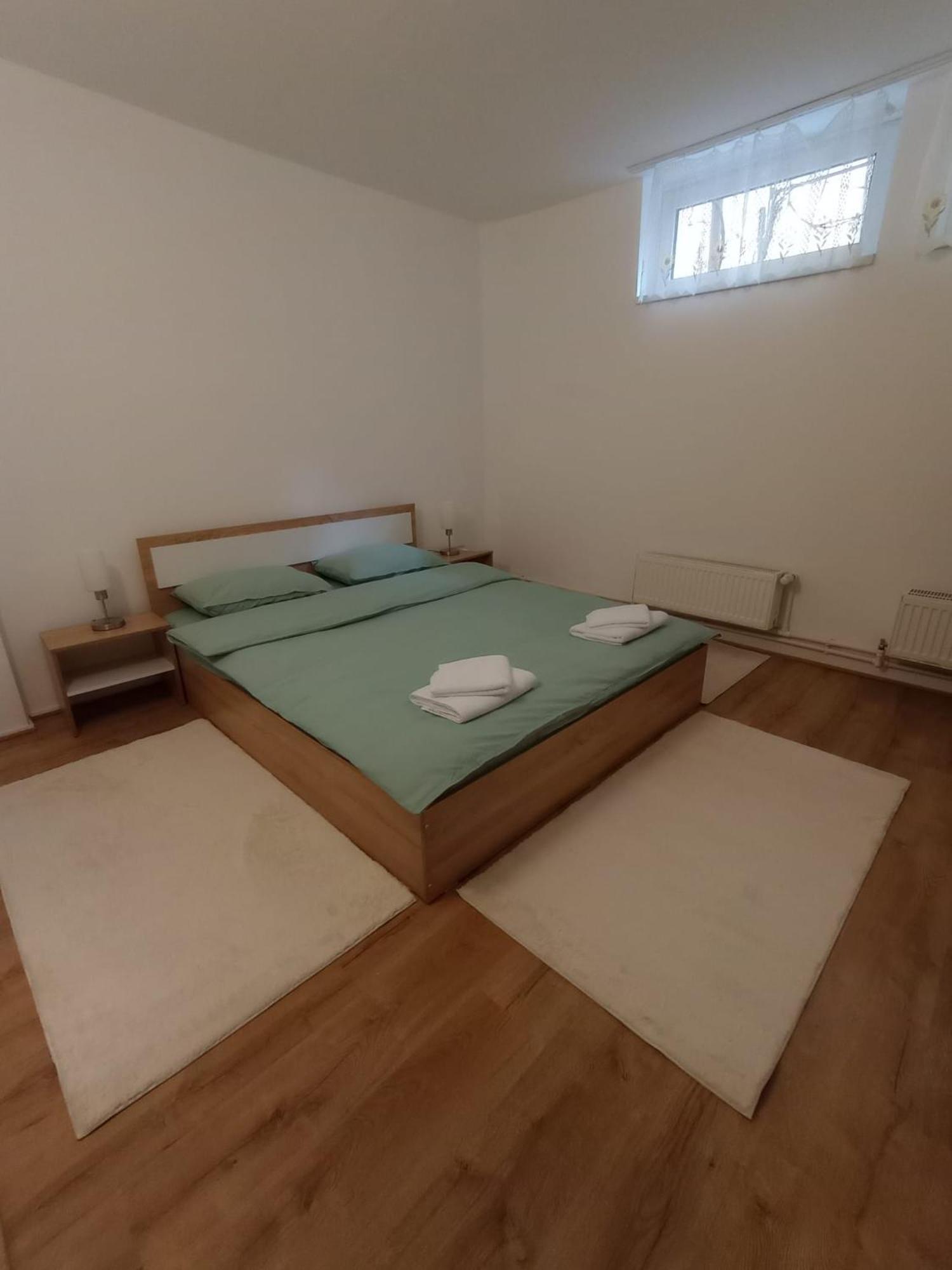 Central Kronstadt Apartments 브라쇼브 외부 사진